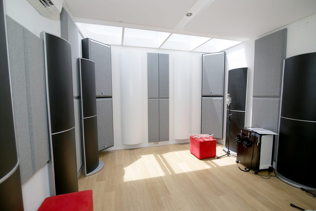 5dm3_20151127_0047-panic-room025x