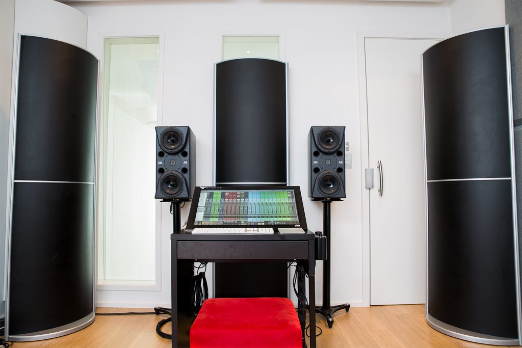 5dm3_20151127_0124-panic-room-mixer025x