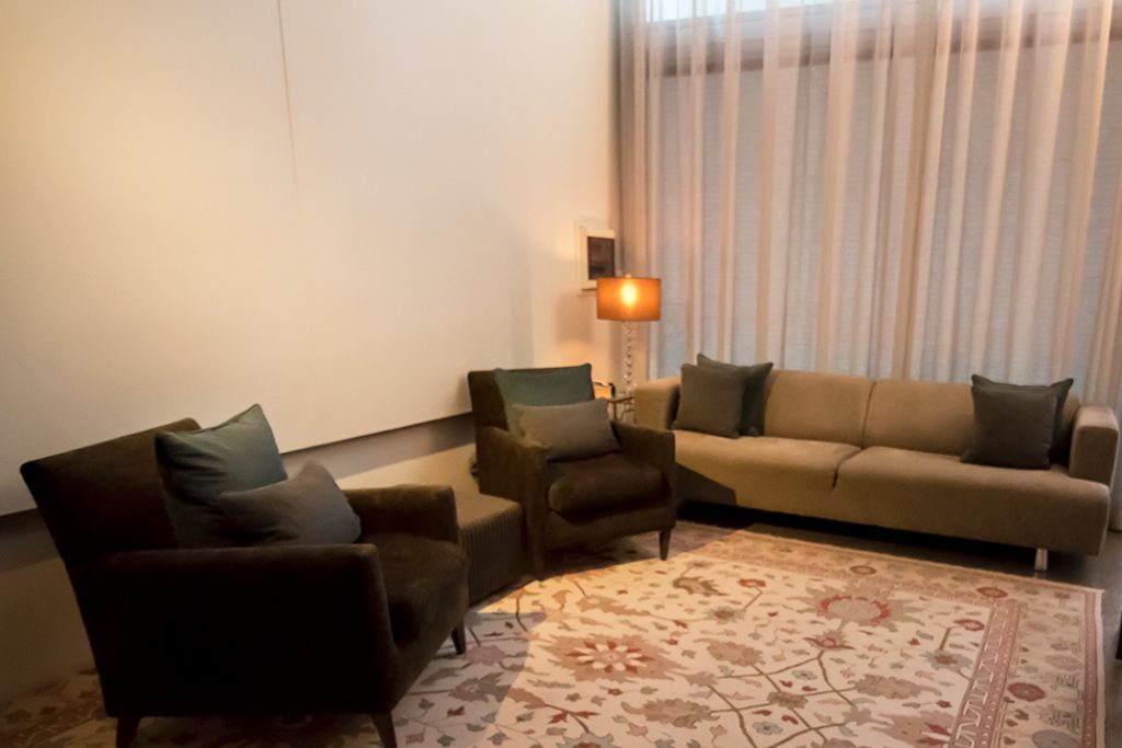 5dm3_20151130_0145cr2-lounge3025x